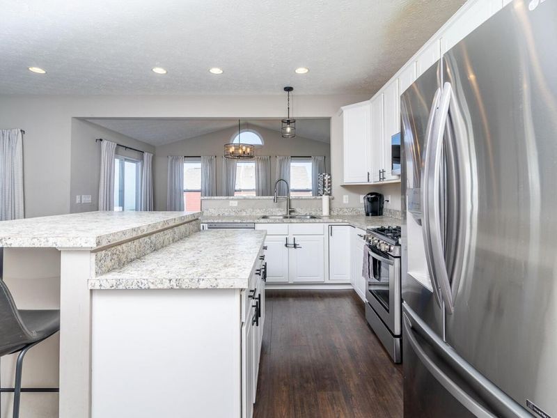 5 Burroughs Drive, Ashville, OH 43103 Photo 7