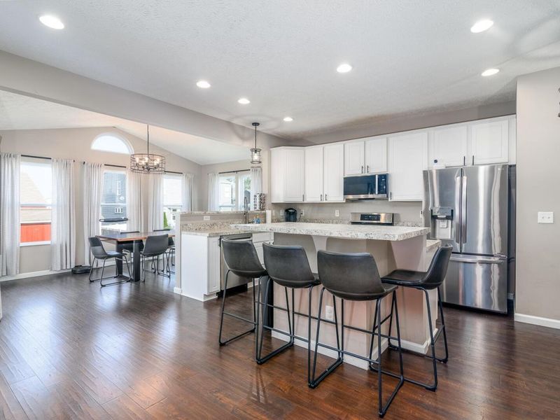 5 Burroughs Drive, Ashville, OH 43103 Photo 9