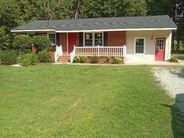 1259 N Lake Road, Fairfield, NC 27826