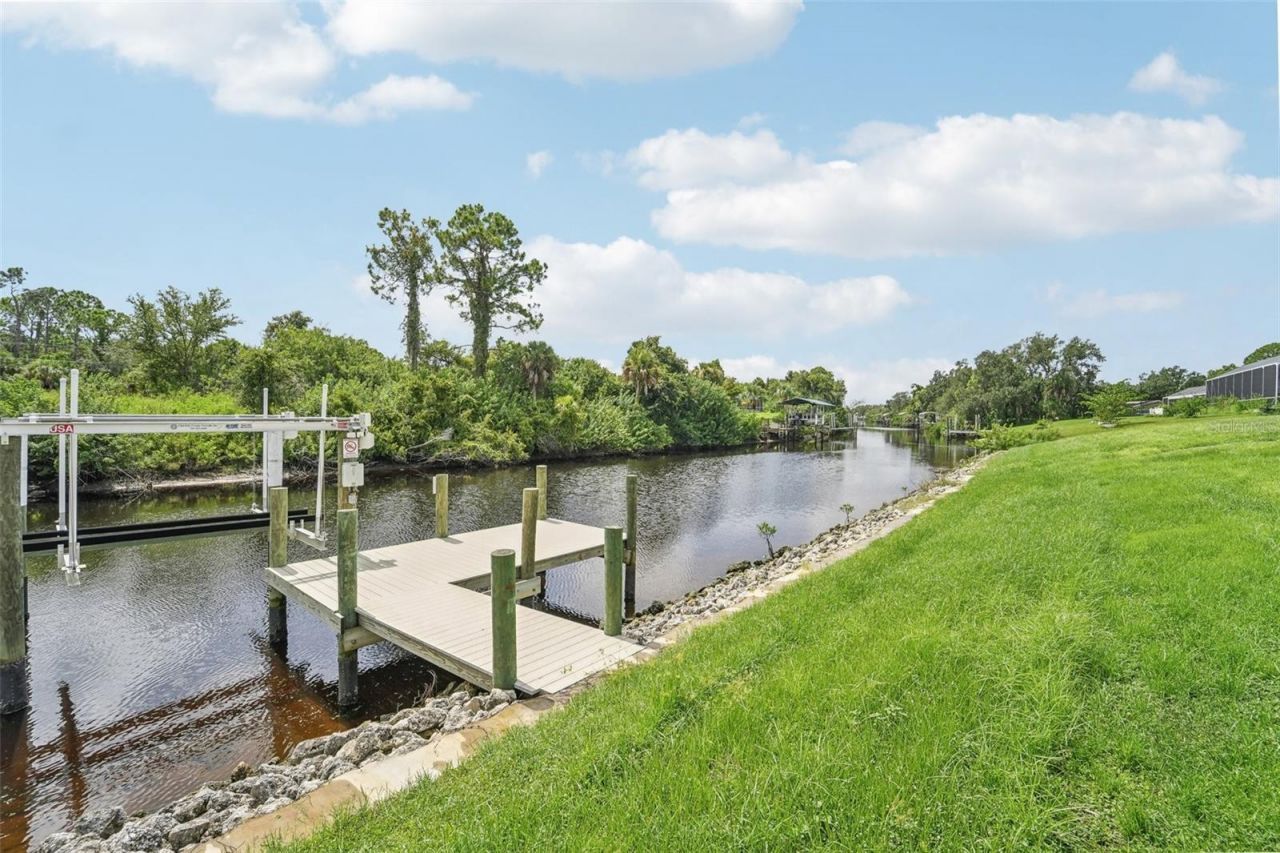 332 Mccabe Street, Port Charlotte, FL 33953 Photo