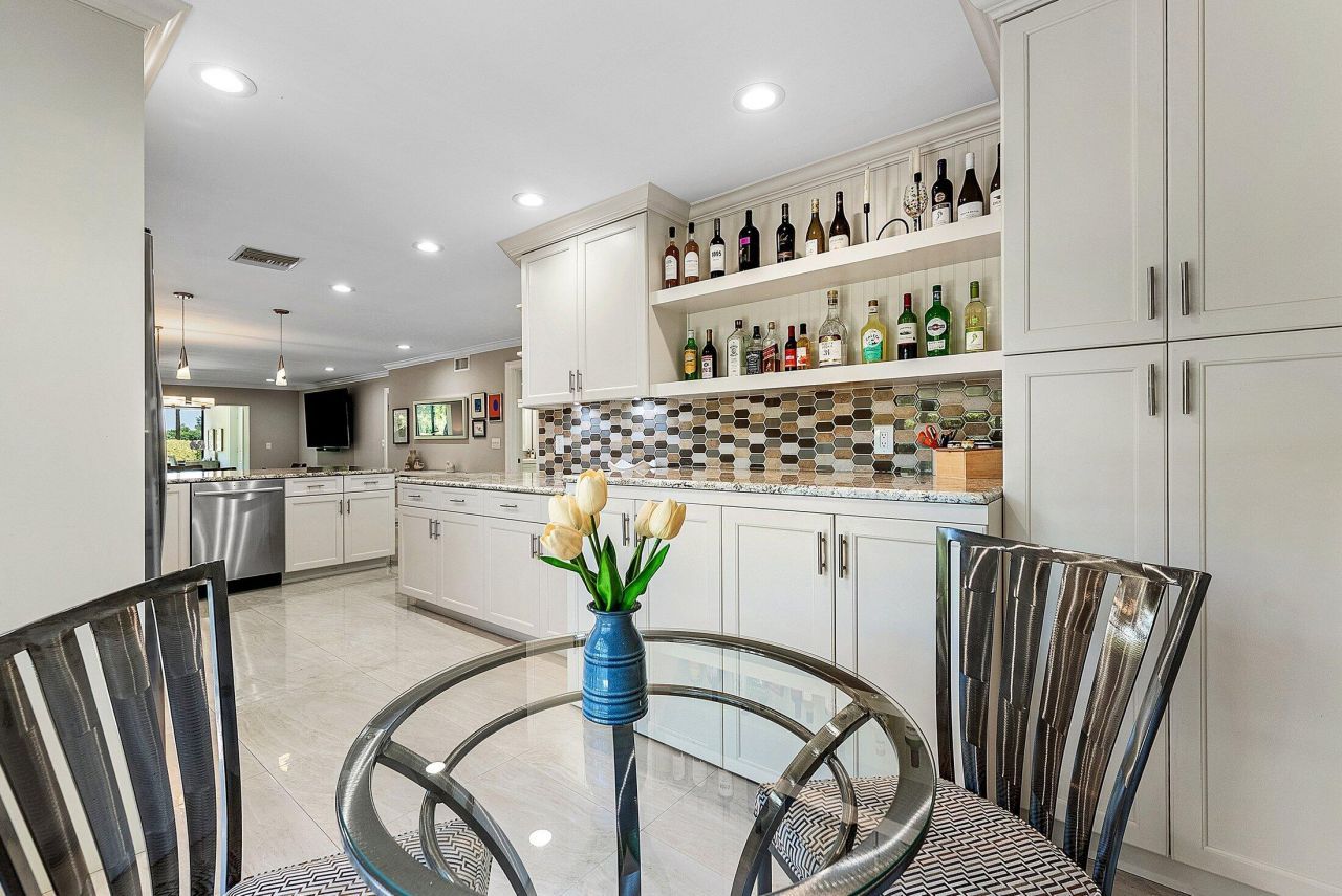 18 Westgate Lane, Unit A, Boynton Beach, FL 33436 Photo