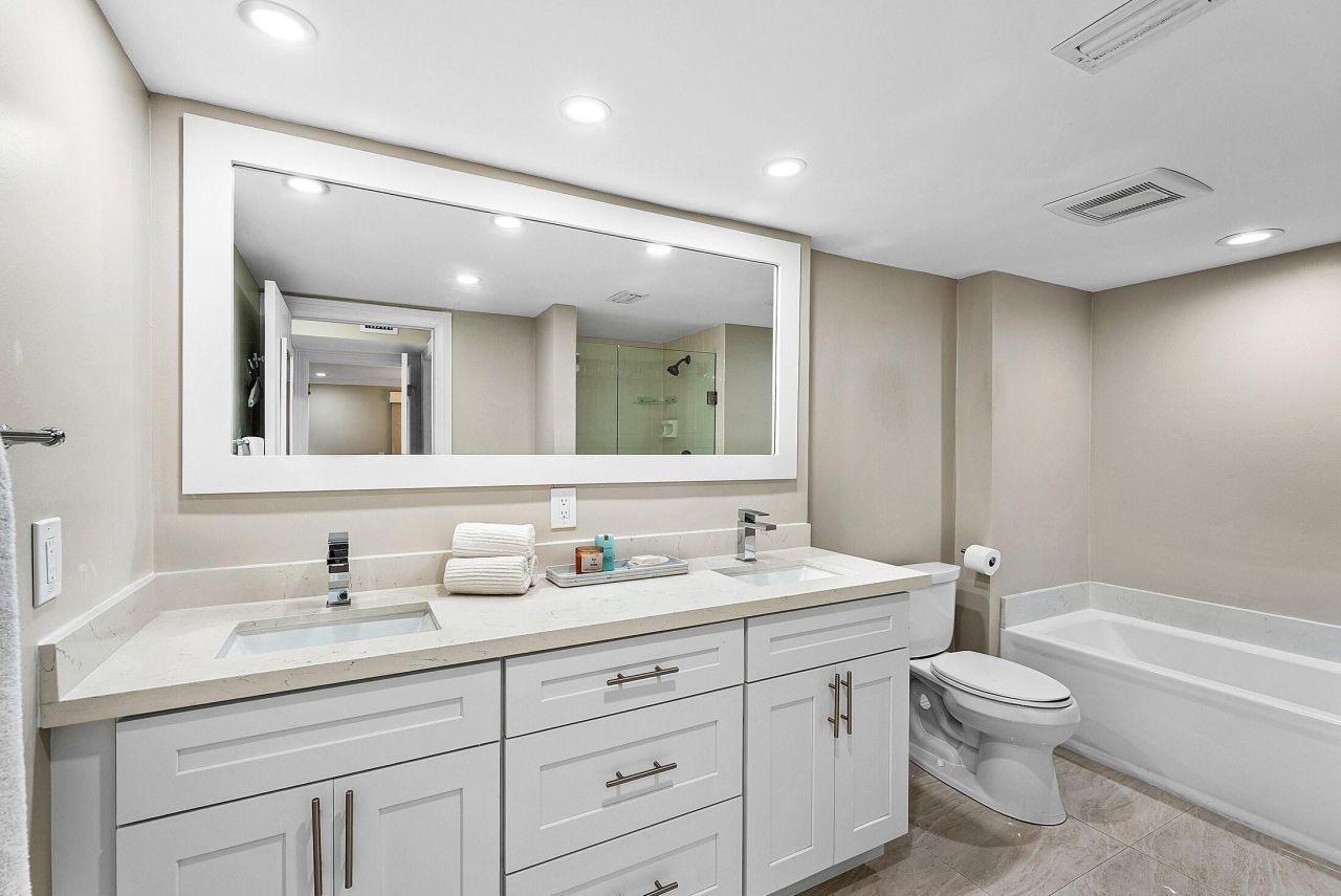 18 Westgate Lane, Unit A, Boynton Beach, FL 33436 Photo