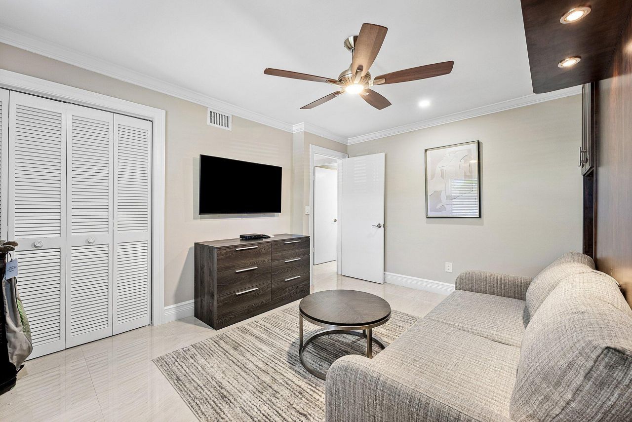 18 Westgate Lane, Unit A, Boynton Beach, FL 33436 Photo