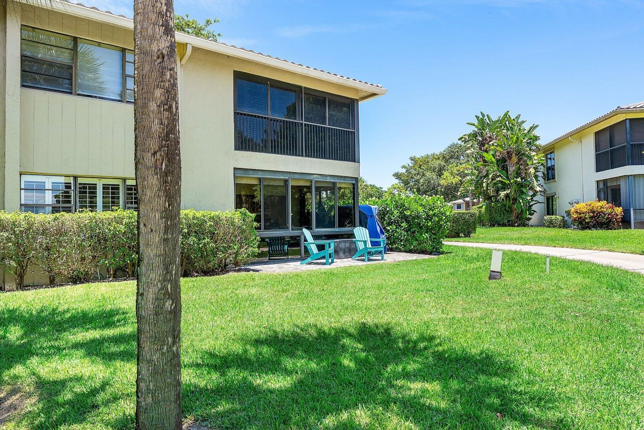 18 Westgate Lane, Unit A, Boynton Beach, FL 33436 Photo