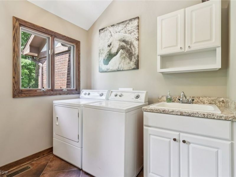 780 Village Circle, Gates Mills, OH 44040 Photo 21