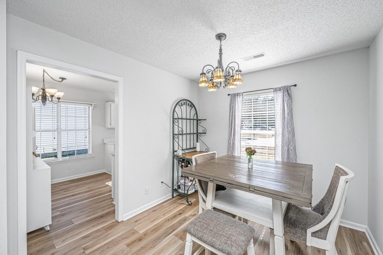 359 Parish Parc Drive Photo 8