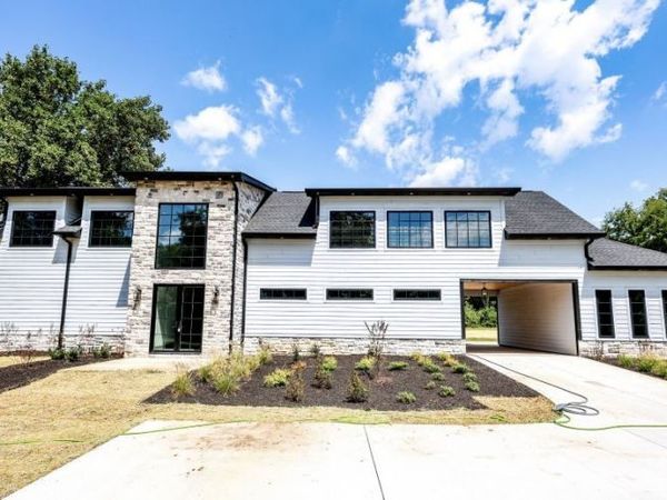 2025 Nelson Ln, Murfreesboro, TN 37129