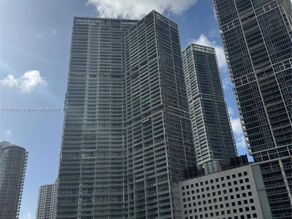 475 Brickell Ave, Unit 4207, Miami, FL 33131