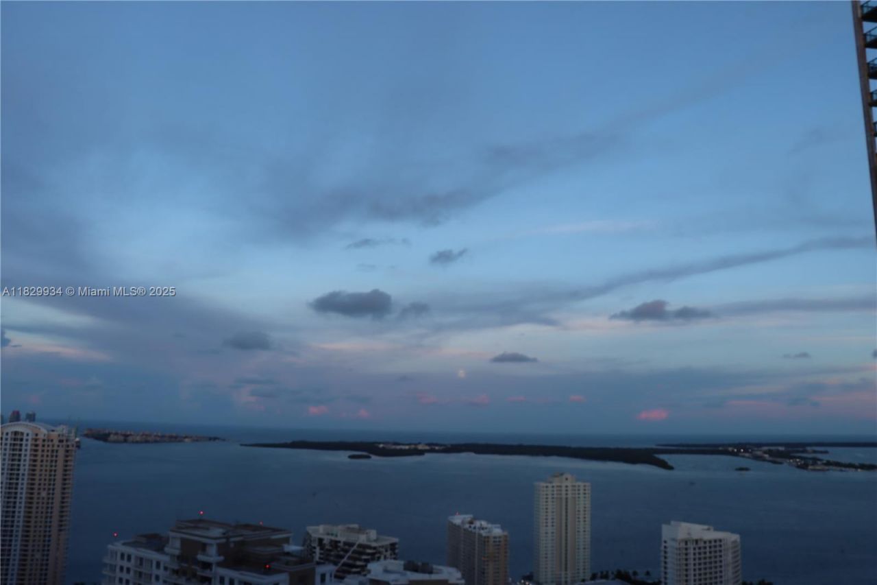 475 Brickell Ave, Unit 4207, Miami, FL 33131 Photo