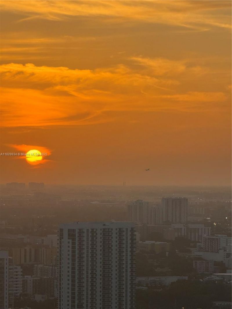 475 Brickell Ave, Unit 4207, Miami, FL 33131 Photo