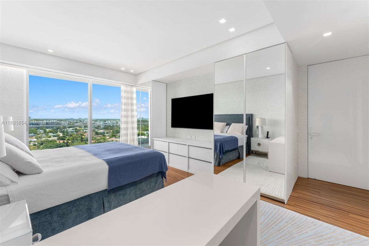 9349 Collins Ave, Unit 1101, Surfside, FL 33154 Photo