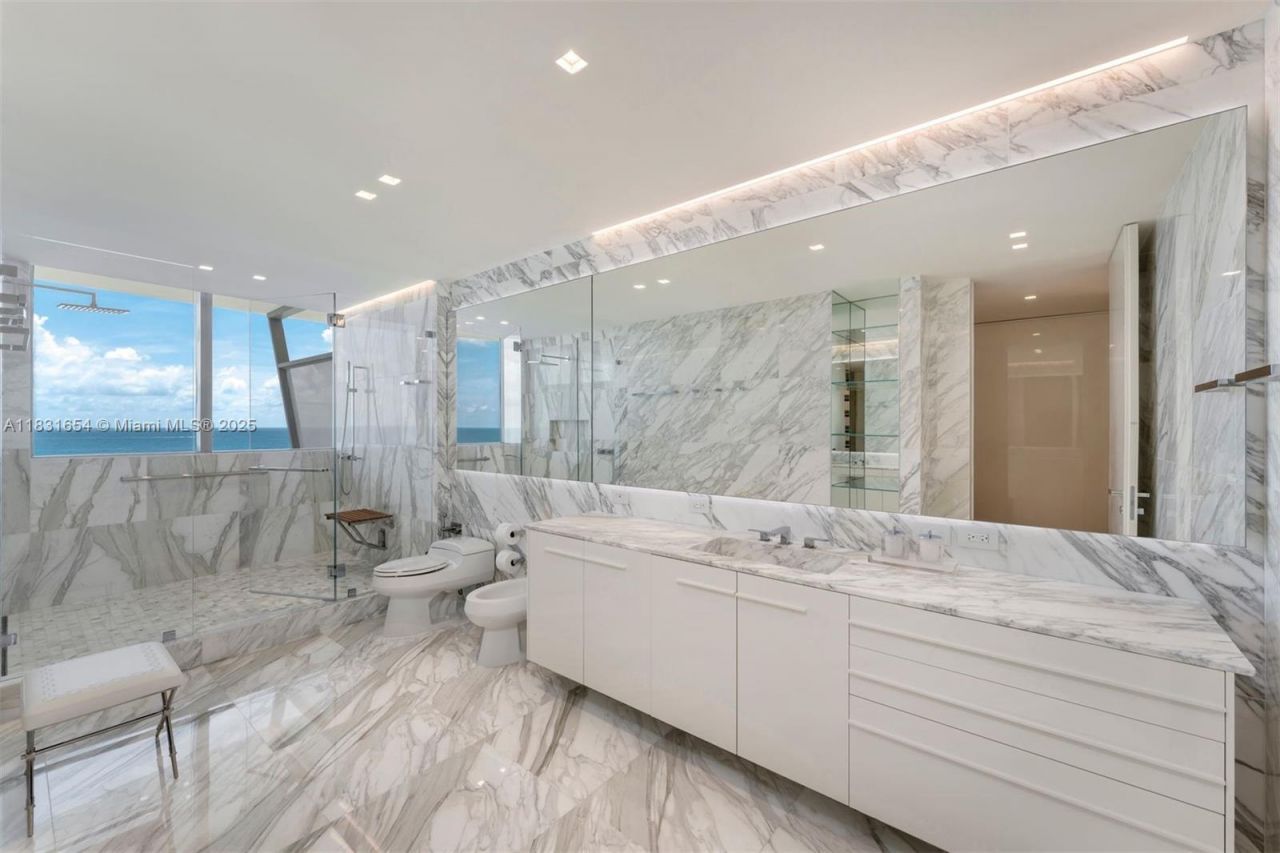 9349 Collins Ave, Unit 1101, Surfside, FL 33154 Photo