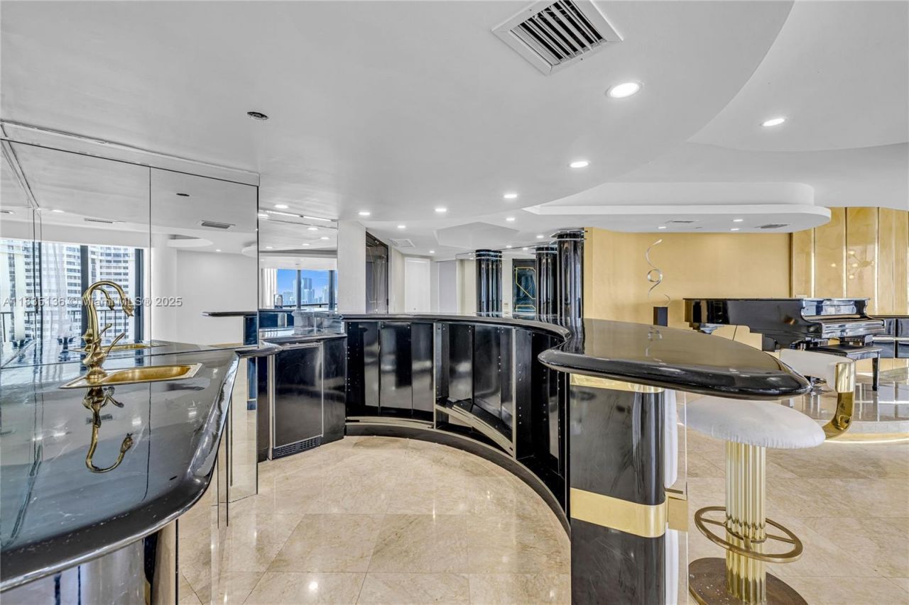 19667 Turnberry Way, Unit 23AB, Aventura, FL 33180 Photo