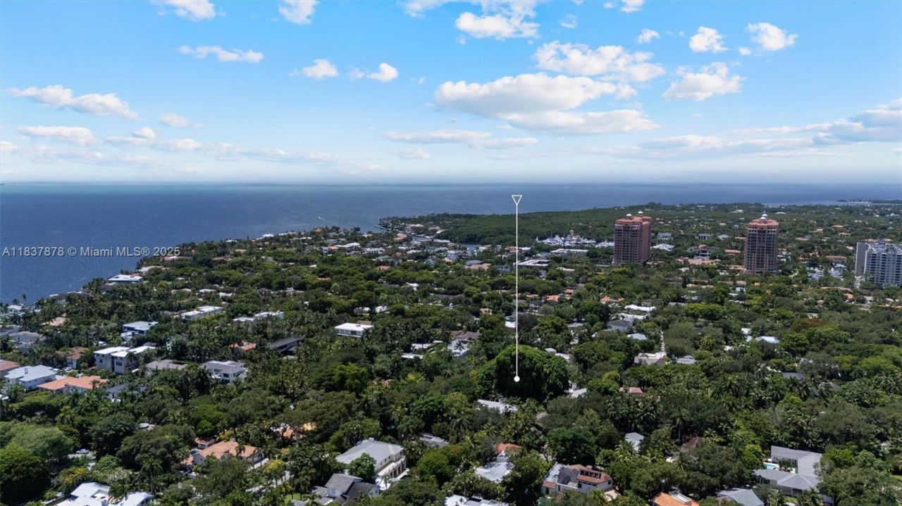 4286 S Douglas Rd, Miami, FL 33133 Photo