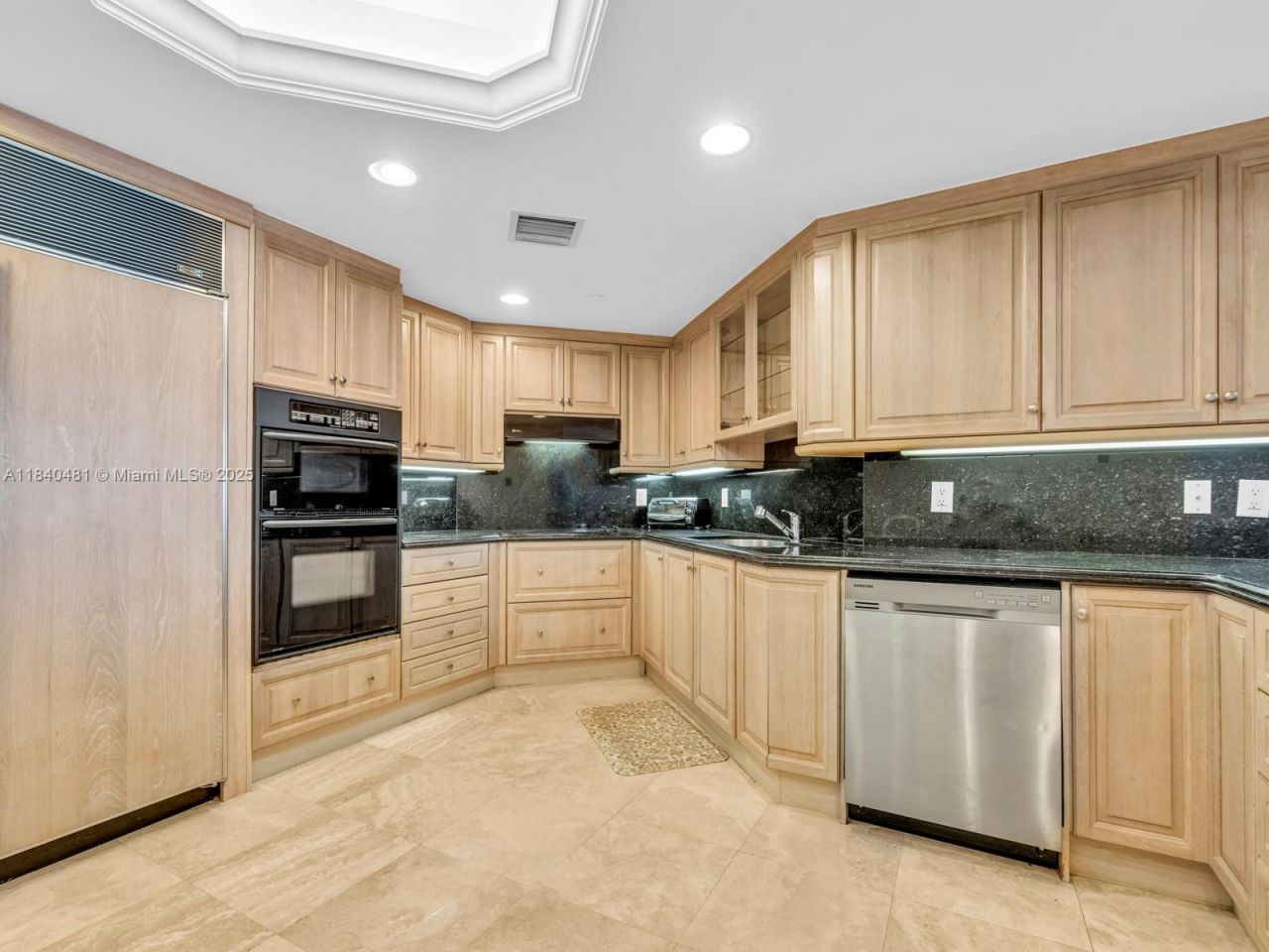 9595 Collins Ave, Unit N1009, Bal Harbour, FL 33154 Photo