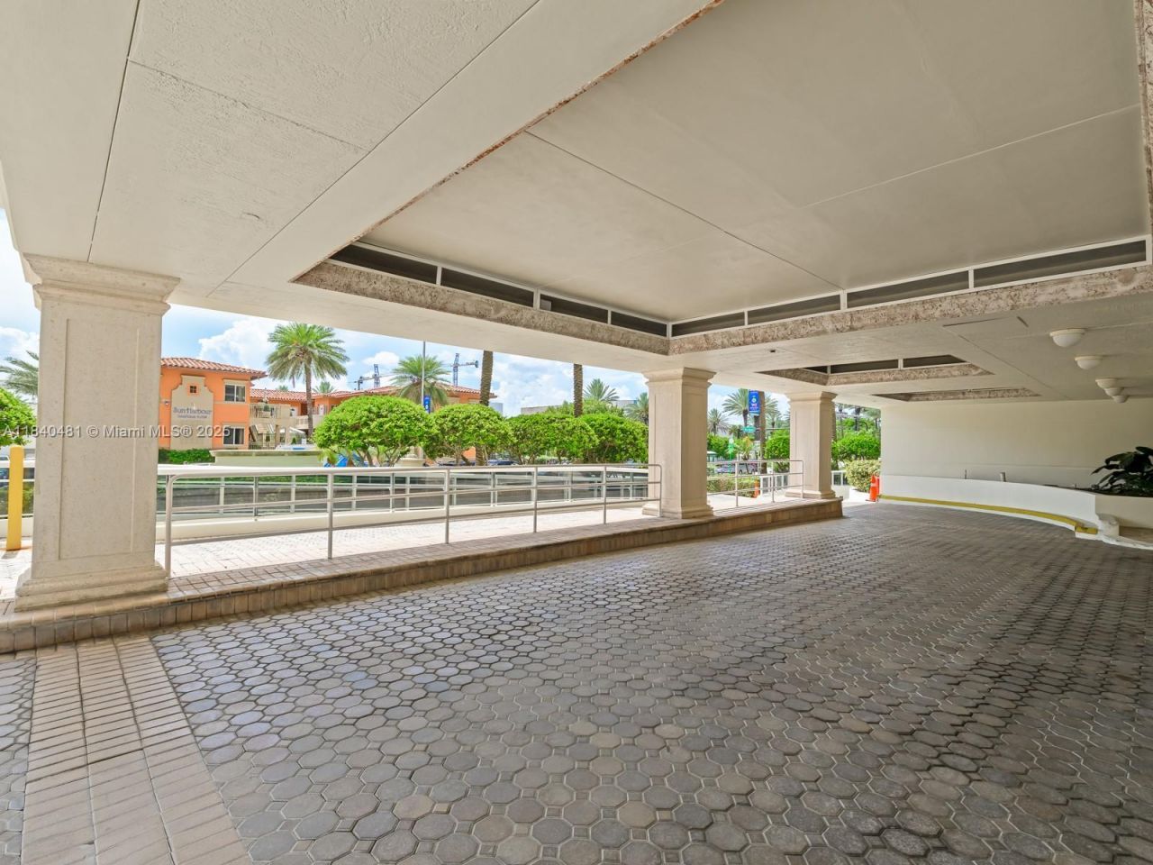 9595 Collins Ave, Unit N1009, Bal Harbour, FL 33154 Photo