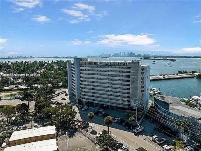 7904 West Dr, Unit 407, North Bay Village, FL 33141 Photo