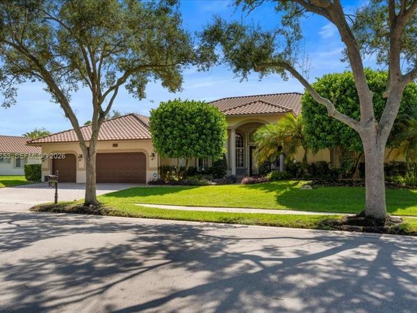 125 Dockside Cir, Weston, FL 33327