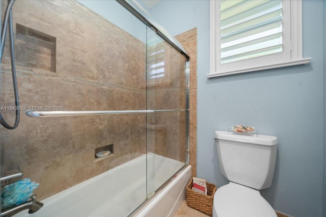 125 Dockside Cir, Weston, FL 33327 Photo