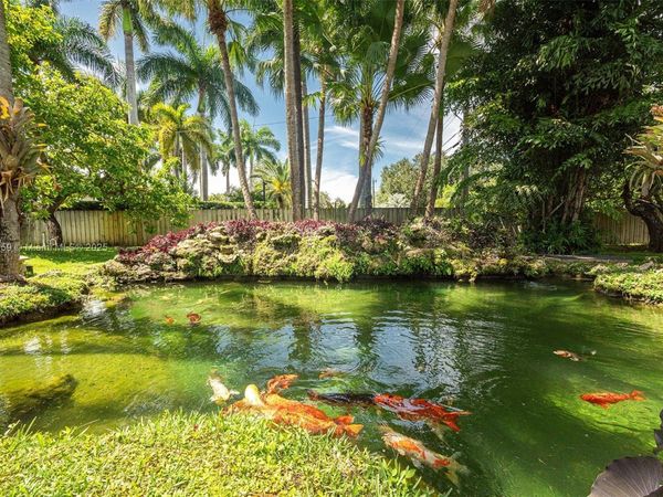 8375 SW 78th St, Miami, FL 33143