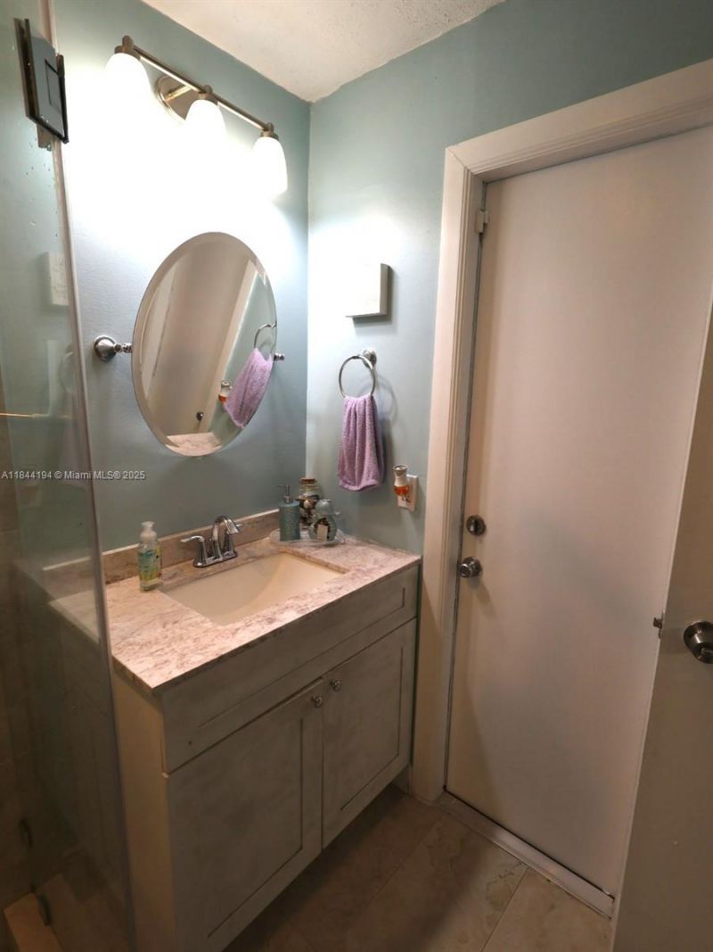 9170 NW 24th Pl, Sunrise, FL 33322 Photo