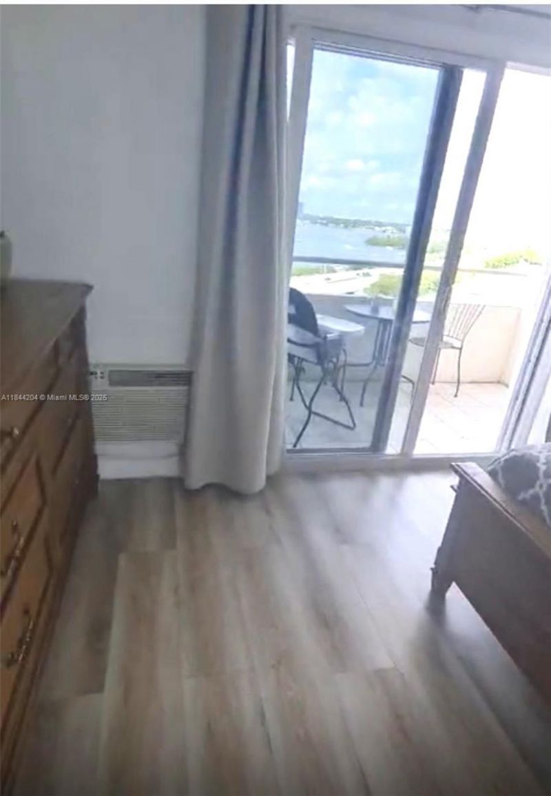 7904 West Dr, Unit 1008, North Bay Village, FL 33141 Photo