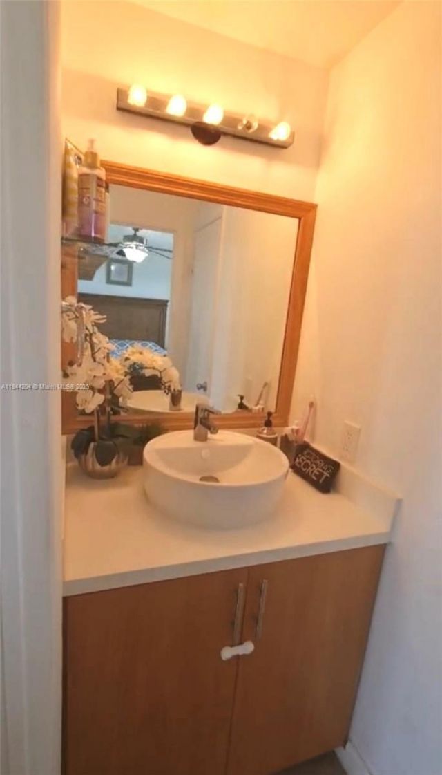 7904 West Dr, Unit 1008, North Bay Village, FL 33141 Photo