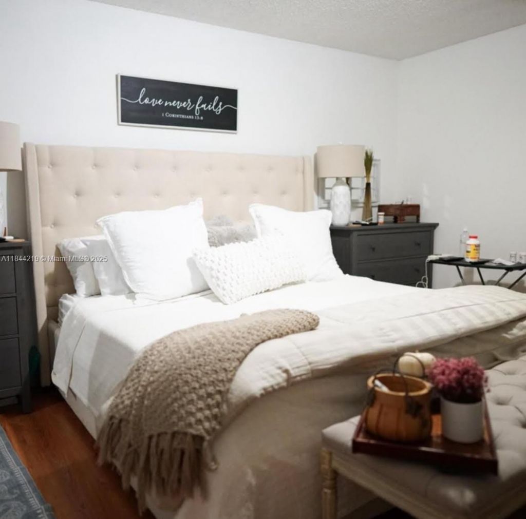 8453 NW 189 Street Rd, Hialeah, FL 33015 Photo