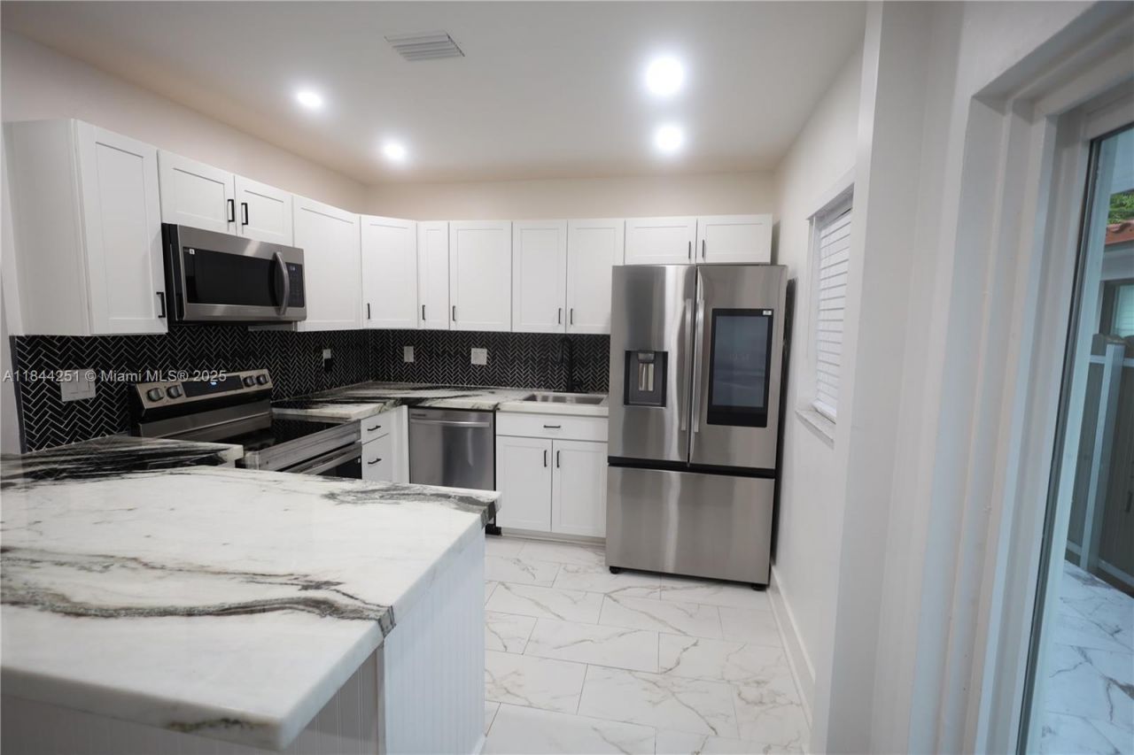 3955 SW 69th Ave, Miami, FL 33155 Photo