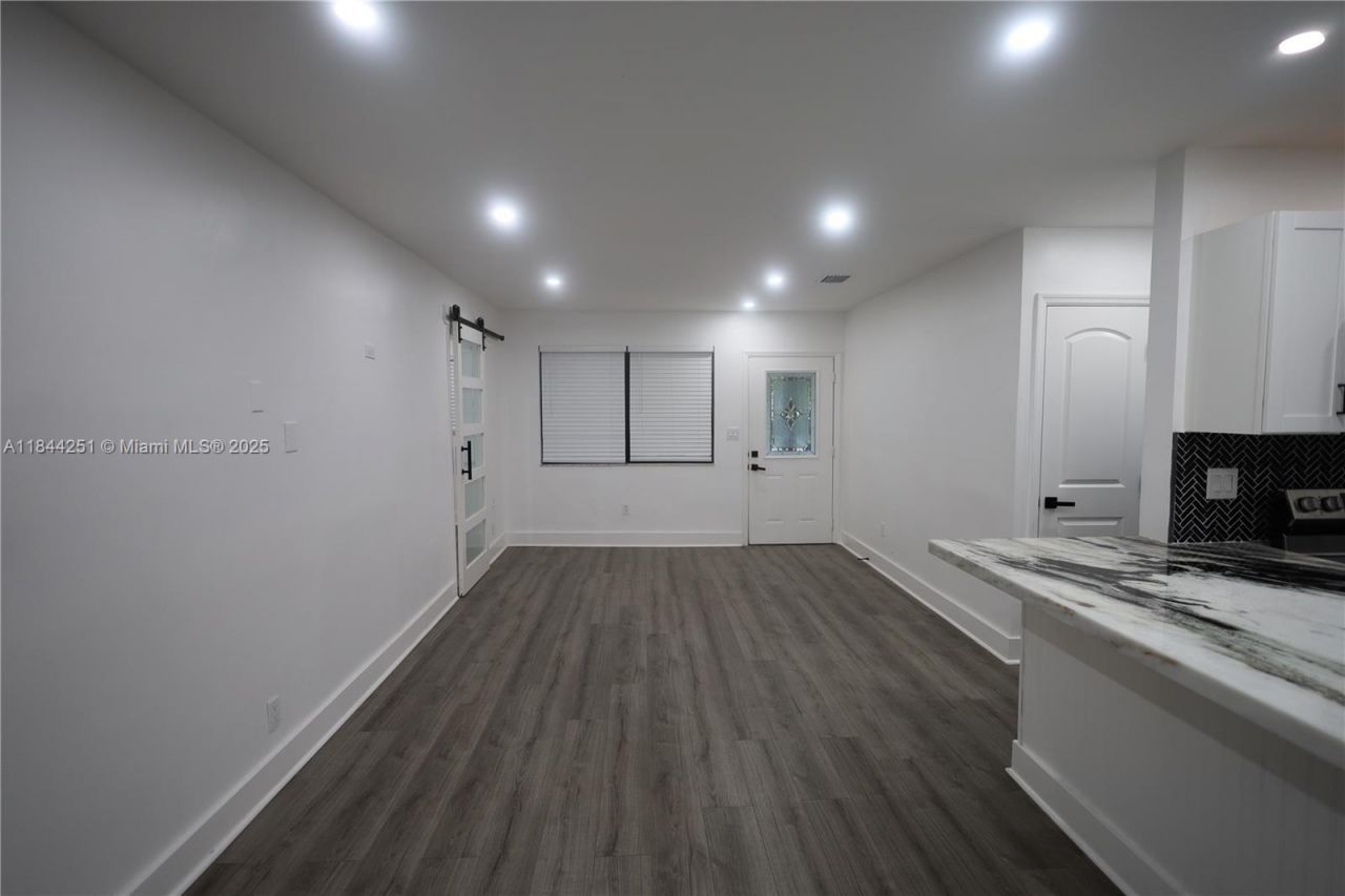 3955 SW 69th Ave, Miami, FL 33155 Photo