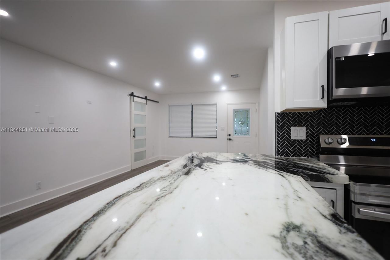 3955 SW 69th Ave, Miami, FL 33155 Photo