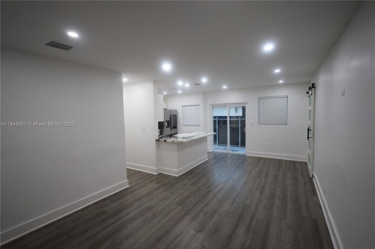 3955 SW 69th Ave, Miami, FL 33155 Photo