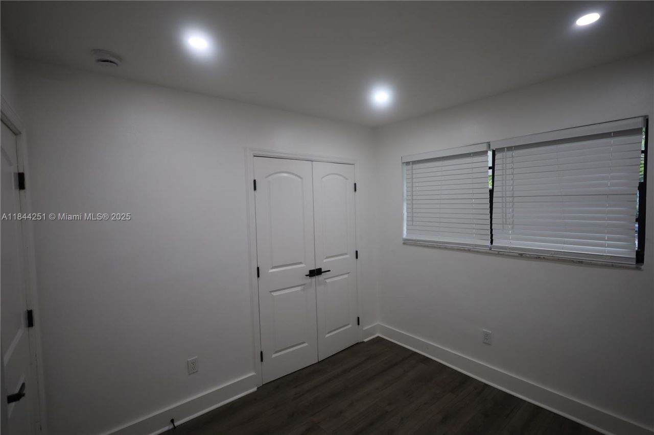 3955 SW 69th Ave, Miami, FL 33155 Photo