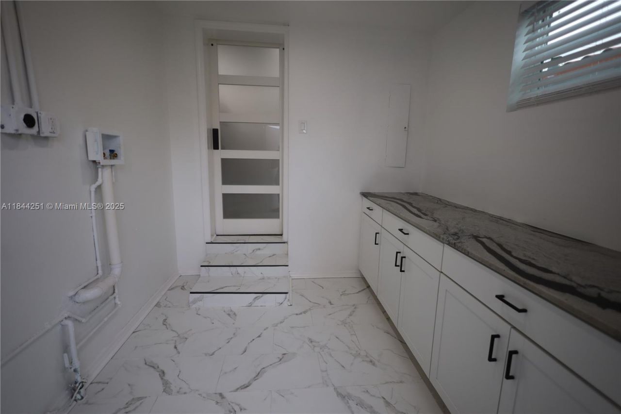 3955 SW 69th Ave, Miami, FL 33155 Photo