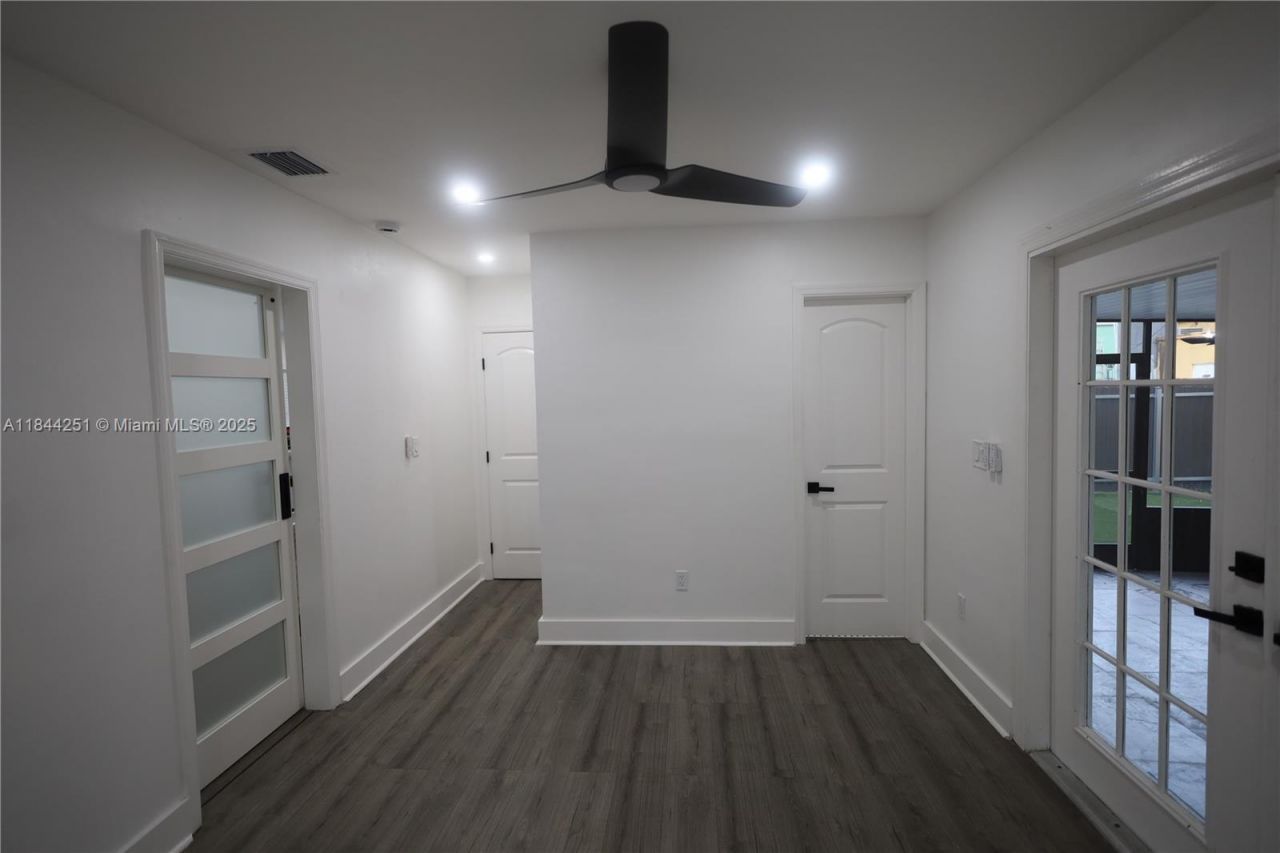 3955 SW 69th Ave, Miami, FL 33155 Photo