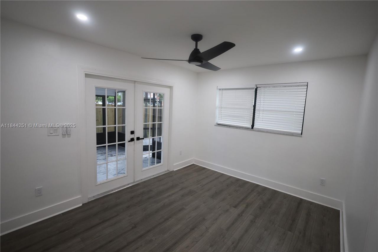 3955 SW 69th Ave, Miami, FL 33155 Photo