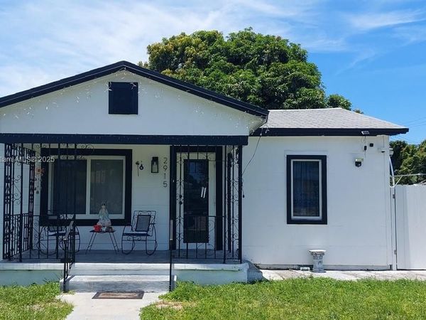 2915 NW 60th St, Miami, FL 33142