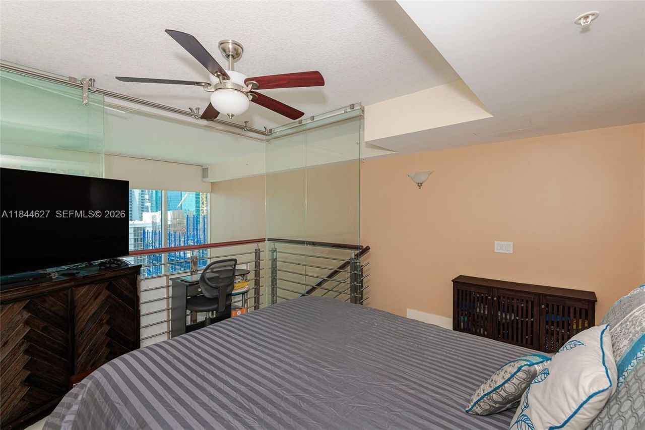 41 SE 5th St, Unit 1503, Miami, FL 33131 Photo