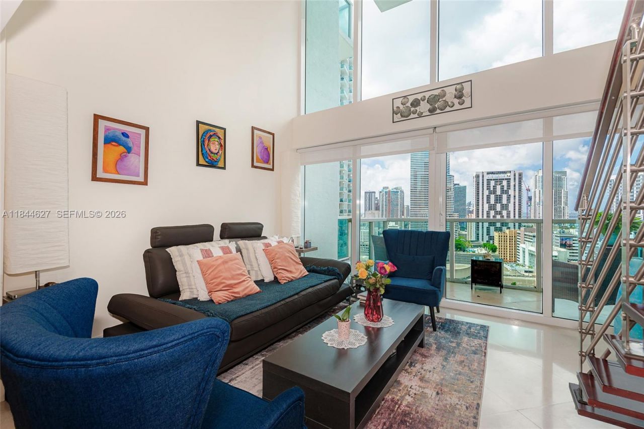 41 SE 5th St, Unit 1503, Miami, FL 33131 Photo