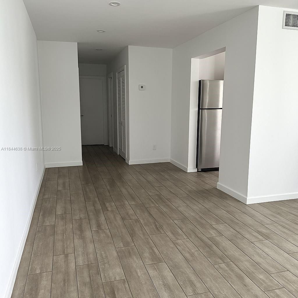 221 Meridian Ave, Unit 309, Miami Beach, FL 33139 Photo