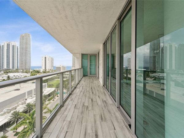 300 Sunny Isles Blvd, Unit 4-1107, Sunny Isles Beach, FL 33160