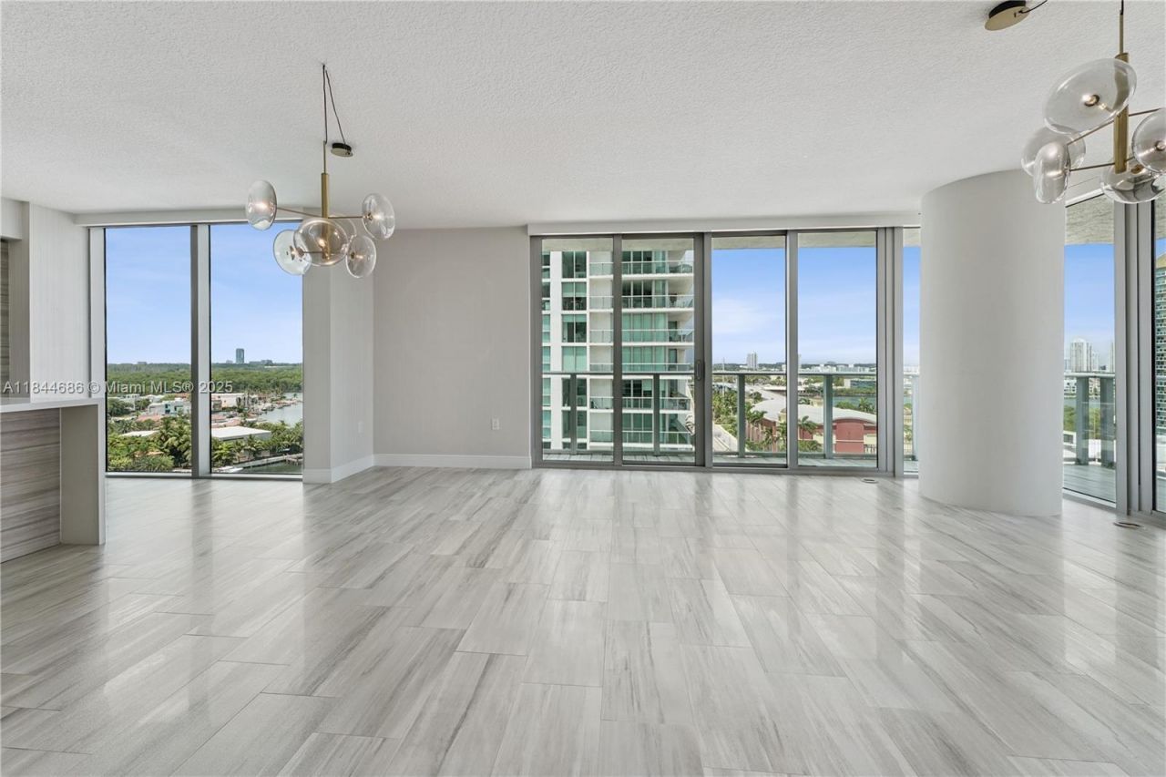 300 Sunny Isles Blvd, Unit 4-1107, Sunny Isles Beach, FL 33160 Photo