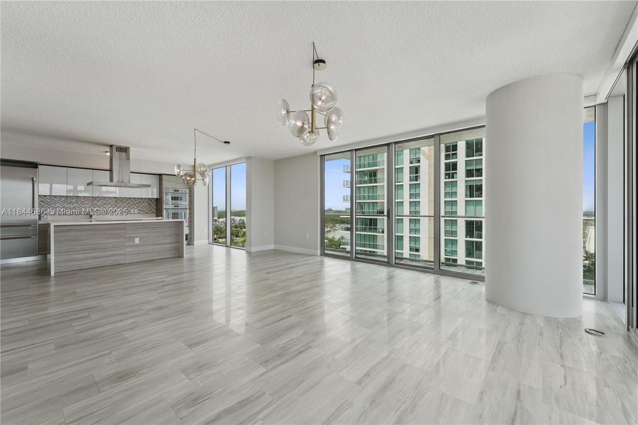 300 Sunny Isles Blvd, Unit 4-1107, Sunny Isles Beach, FL 33160 Photo