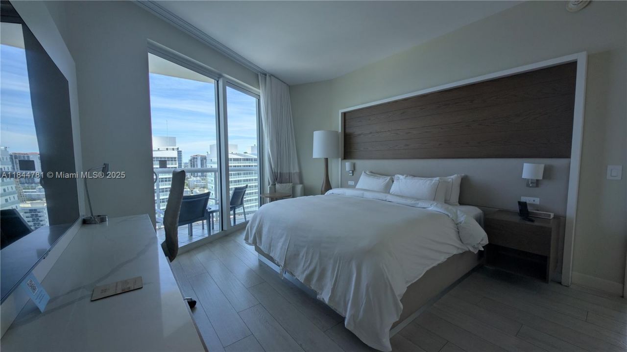 505 N Fort Lauderdale Beach Blvd, Unit 2501, Fort Lauderdale, FL 33304 Photo