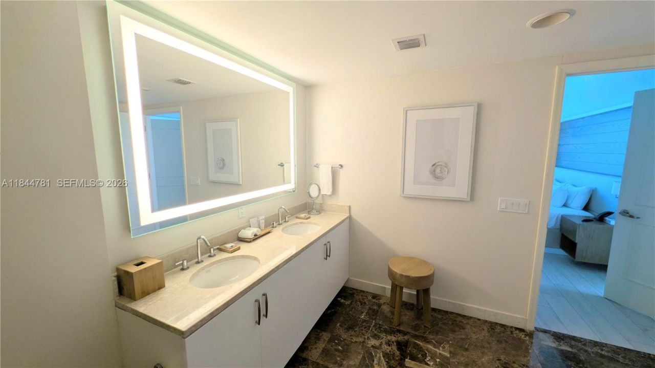505 N Fort Lauderdale Beach Blvd, Unit 2501, Fort Lauderdale, FL 33304 Photo