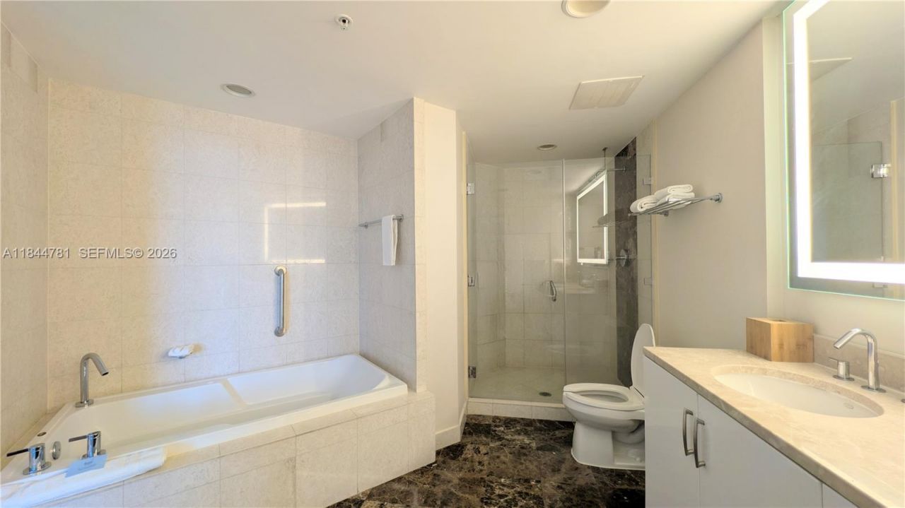 505 N Fort Lauderdale Beach Blvd, Unit 2501, Fort Lauderdale, FL 33304 Photo