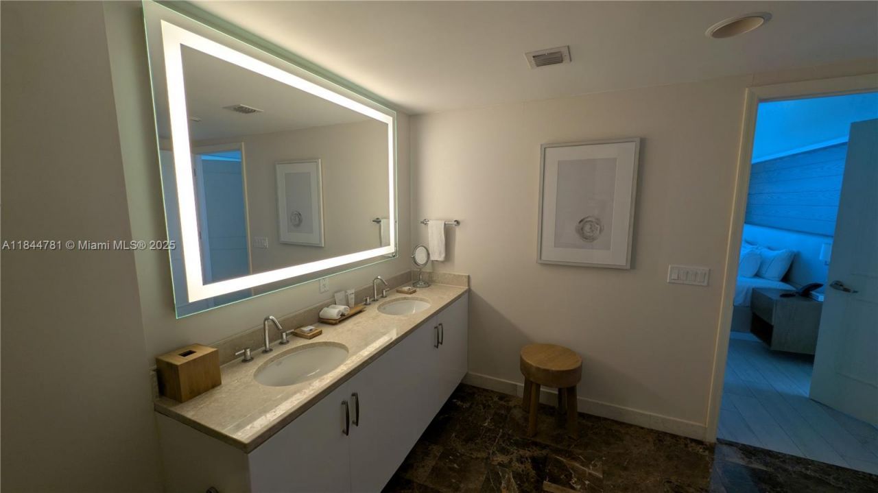 505 N Fort Lauderdale Beach Blvd, Unit 2501, Fort Lauderdale, FL 33304 Photo