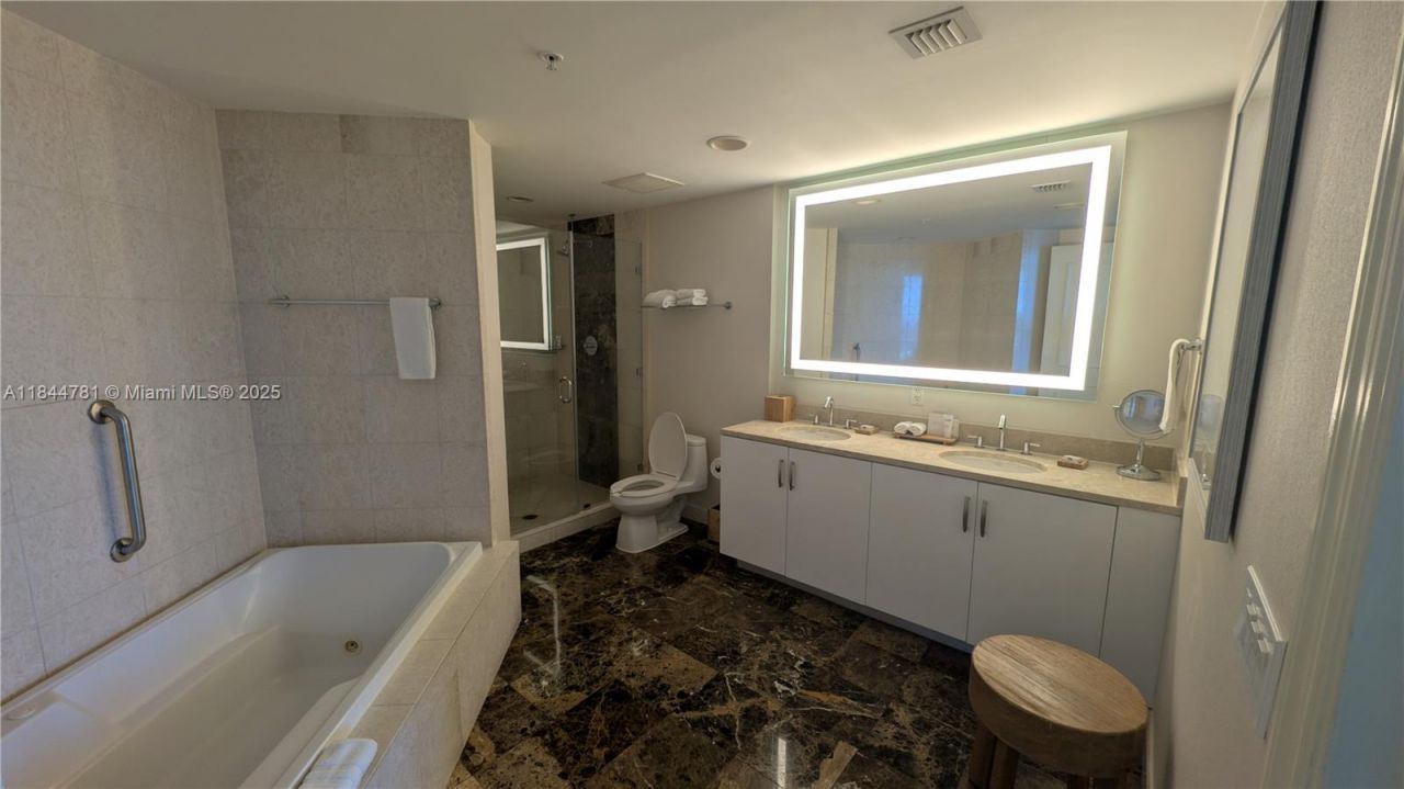 505 N Fort Lauderdale Beach Blvd, Unit 2501, Fort Lauderdale, FL 33304 Photo