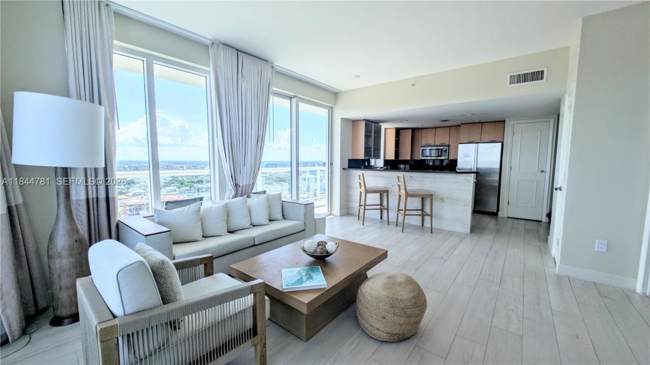 505 N Fort Lauderdale Beach Blvd, Unit 2501, Fort Lauderdale, FL 33304 Photo