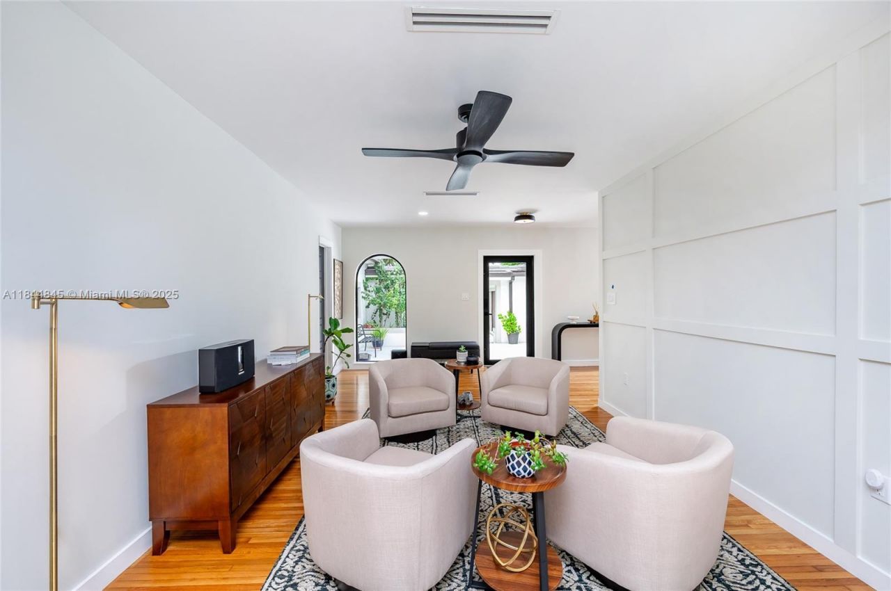 117 S Royal Poinciana Blvd, Miami Springs, FL 33166 Photo